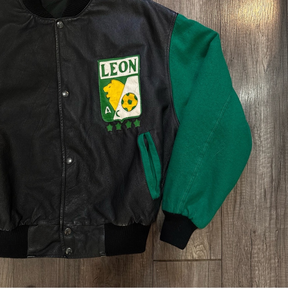 90s Club León Leather Varsity Jacket | Rare Find - Picture 4 of 7